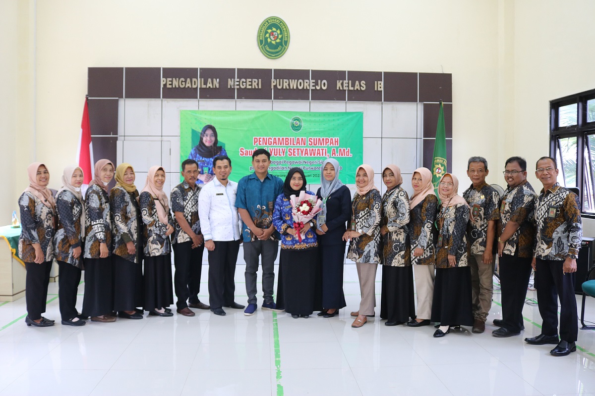 pelantikan pns pengadilan