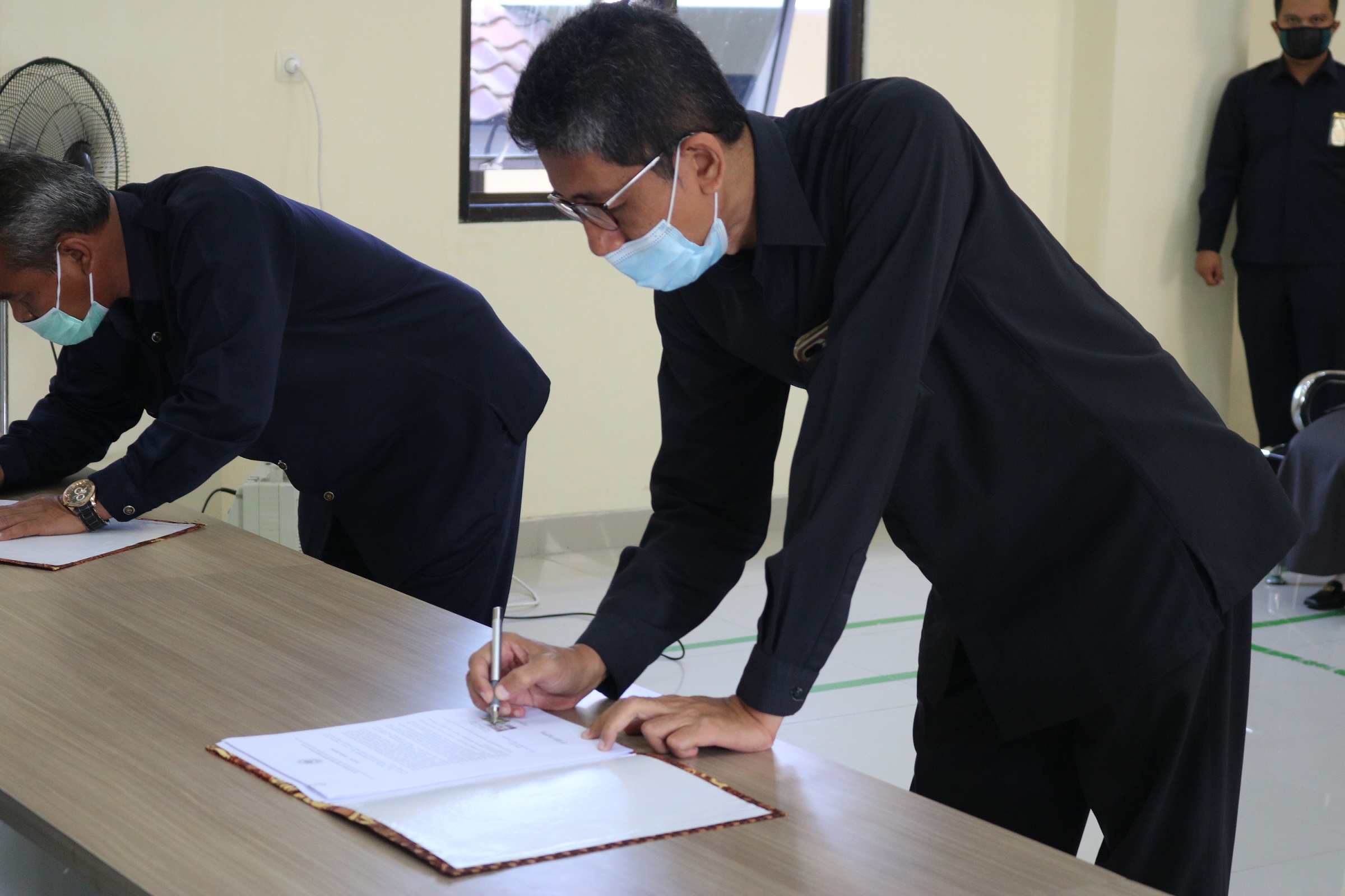 Pembacaan dan Penandatanganan Pakta Integritas dan Perjanjian Kinerja Tahun 2021 