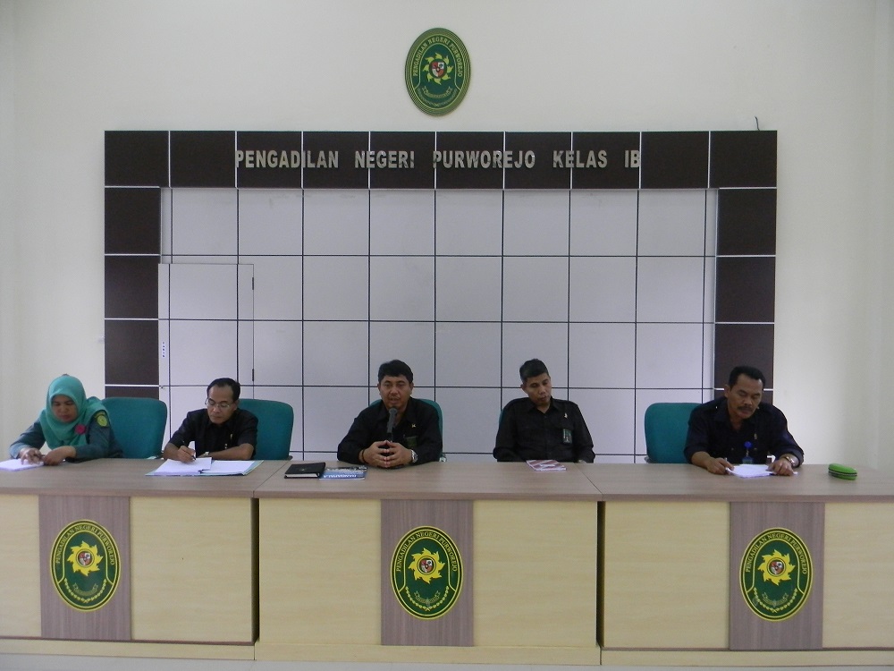 Pengadilan Negeri Purworejo mengadakan Rapat Kerja 