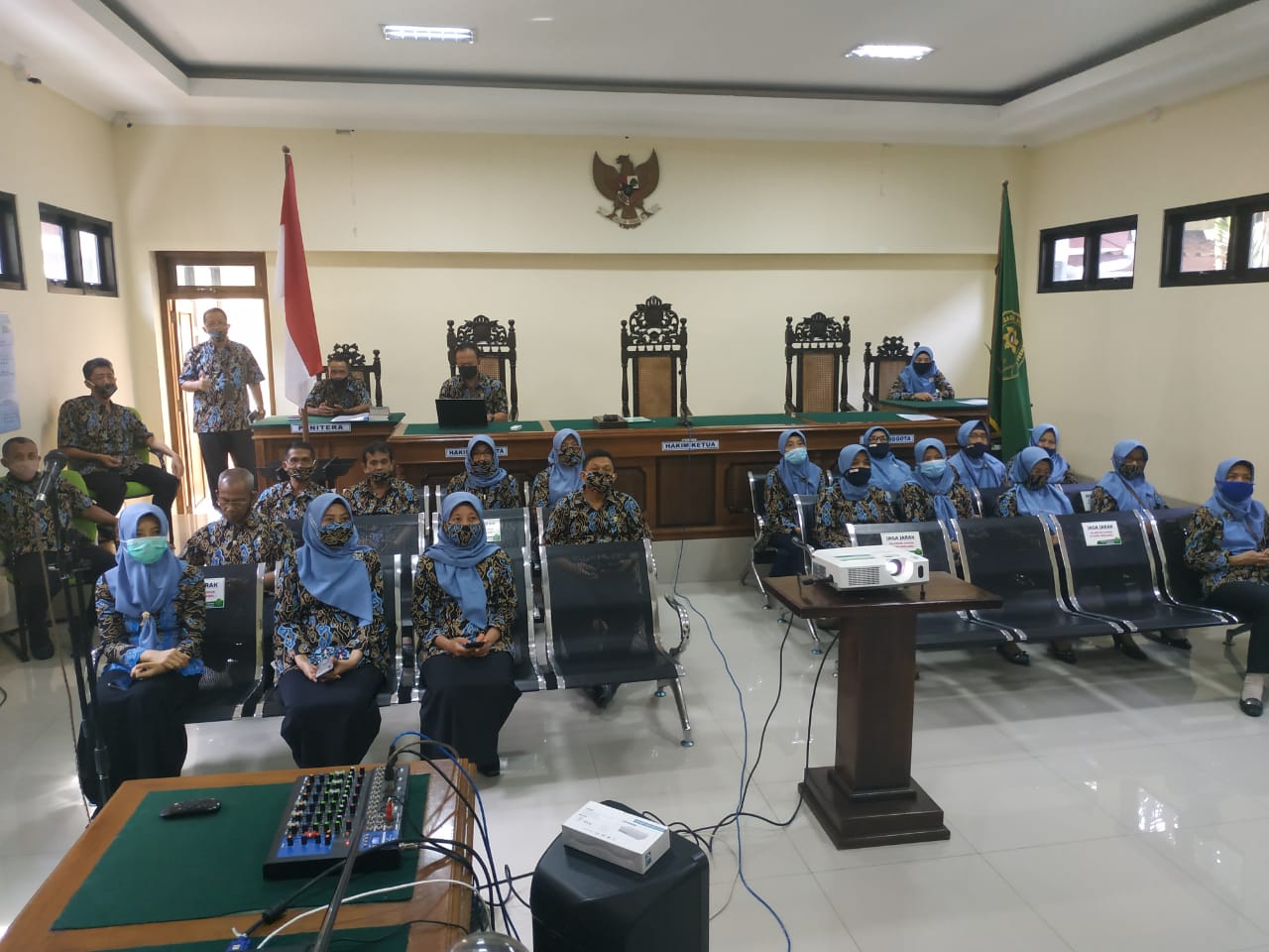 Pengadilan Negeri Purworejo mengikuti Webinar Beasiswa LPDP